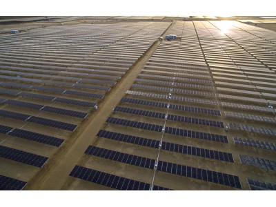米カリフォルニア州で5万500kWの太陽光発電プロジェクト「Central 40(セントラル フォーティ)」を開始
