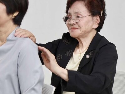 【初企画】”米寿のセラピスト”秋吉美千代サイン会を開催