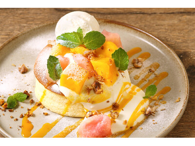 甘くとろける夏のごほうびパンケーキ!!「ピーチとマンゴーのパンケーキ」が「YURT（ユルト）」大名古屋ビ...