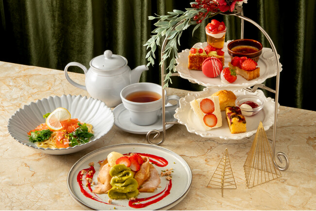 2025年クリスマスデセールコレクションを11月20日(木)より提供開始。幸せは私から。聖なる夜を彩る華やかなスイーツたち/ PATISSERIE TOOTH TOOTH