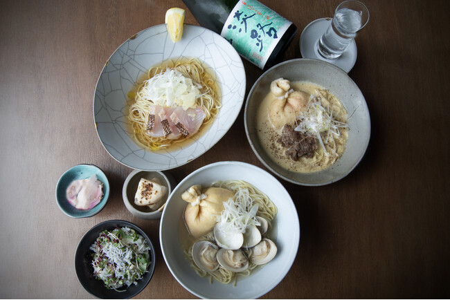 “出汁”を主役に、和のランチをもっと気軽に。「鱧出汁そば御膳」がはじまります。神戸・北野坂「島おでんMIKE」で2026年5月23日（土）より。