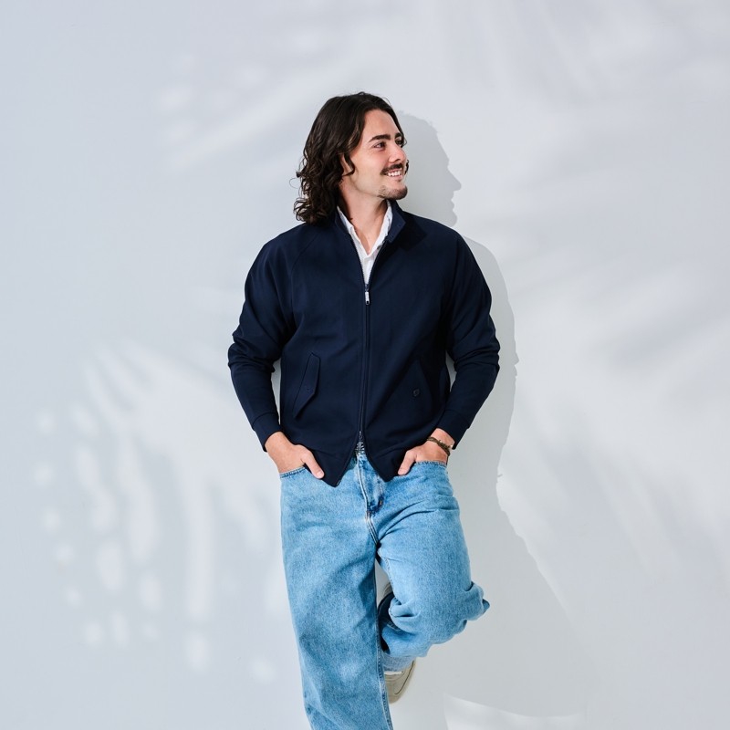 男性の紫外線リスクに新提案　光線過敏症支援から生まれた“毎日着られる”UVカッ…