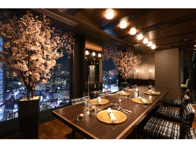 【新宿プリンスホテル】都心の景色を見下ろす空間で、プライベートなお花見を！“インドア花見”が楽しめる商品を販売