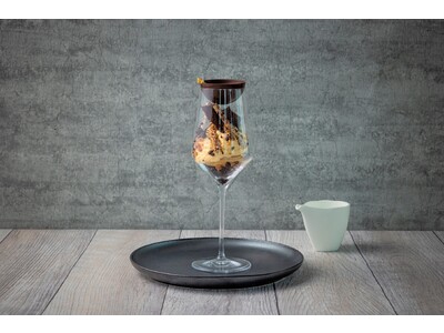 ザ・プリンスギャラリー 東京紀尾井町 夏におすすめのひんやりスイーツ「ティラミス アフォガードスタイル」を販売