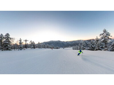 志賀高原プリンスホテル・志賀高原 焼額山スキー場極上の雪質、極上の圧雪技術による最高のゲレンデを滑走、いつまでも記憶に残り続ける「人生最高の一本」販売開始販売予定期間：2025年1月～2月28日（金）