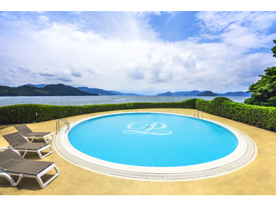 【グランドプリンスホテル広島】7月1日より屋外プールがオープン!瀬戸内海を望むプールと温泉を満喫するご宿...