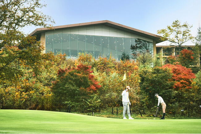 【軽井沢 浅間ゴルフコース】長野県・群馬県にお住まいの方限定、日帰りで満喫できる「温泉＆アフタヌーンティー付き！1Rスループレー」プラン登場