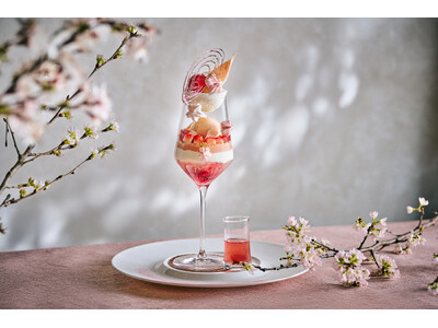 卒業や入学、新たな出会いを祝い春の訪れを表現した桜のパフェ「Spring SAKURA Parfait」を販売 ザ・プリンスギャラリー 東京紀尾井町