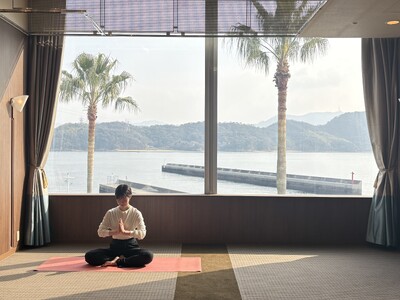 【グランドプリンスホテル広島】「どこでもYOGA」とコラボレーションした春のヨガイベントを開催