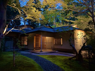 【ザ・プリンス 京都宝ヶ池】日本庭園に建つ名建築「茶寮」で美酒に酔う夏の宵 大人の隠れ家「BAR茶寮」期日限定でOPEN！