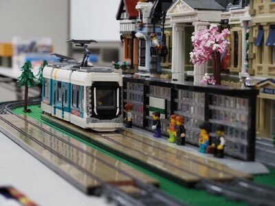 広島大学天文学研究会とLEGOサークルの学生が講師を務めるゴールデンウィーク限定ワークショップを開催【グランドプリンスホテル広島】