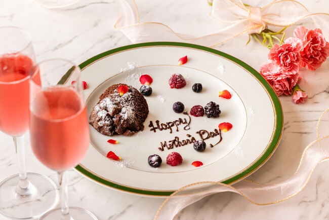 【中国割烹旅館 掬水亭】多摩湖の絶景と美食で想いを伝えるレストラン「母の日感謝プラン」を期間限定で販売【販売日】2026年5月7日（木）～17日（日）