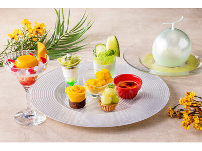 【新横浜プリンスホテル】初夏の楽しみを一皿に！割って楽しむ仕掛けスイーツも『メロン＆マンゴー スイーツプレート』を販売