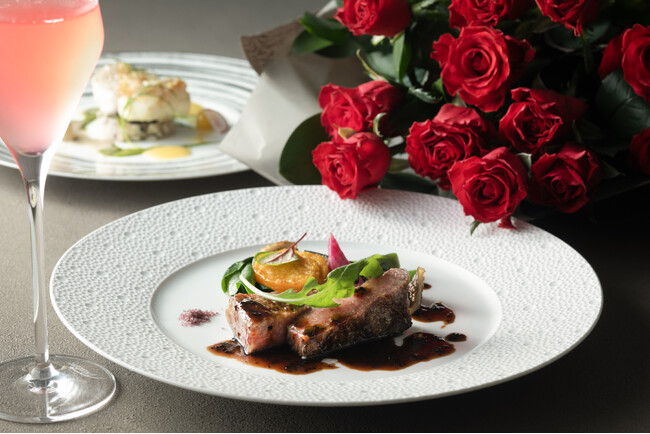 【新横浜プリンスホテル】雨が降ったらアニバーサリープラン半額など、雨の日限定のレストランサービスを実施