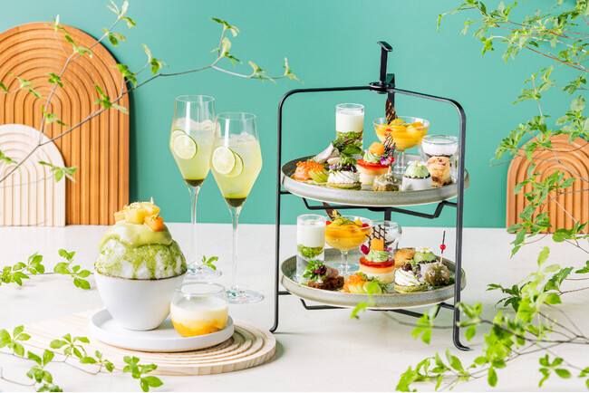 【東京ベイ潮見プリンスホテル】八ヶ岳天然氷の抹茶かき氷と“スワイシー”な夏スイーツが彩る「抹茶かき氷のアフタヌーンティー ～Matcha×Summer Fruits Escape～」を販売