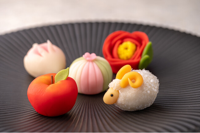 【鎌倉プリンスホテル】～朝の1時間で、季節をつくる～創作和菓子「手毬」に学ぶ和菓子作り体験を開催