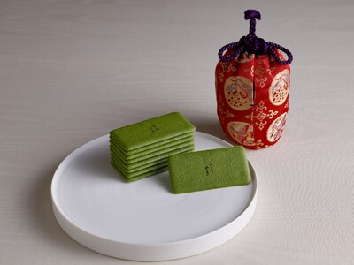 「茶の菓」20年の節目に新たな一枚。お濃茶のうま味をストレートに味わう「茶の菓 うすやき」2026年4月...