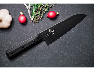 関孫六シリーズの上位ラインナップ「ダマスカス」からオールブラックカラーの包丁が新登場