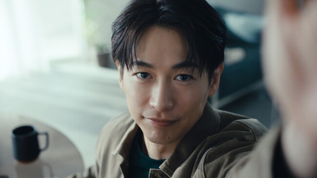 まるで、目の前にいるようなリアリティのある主観映像！ 優しく語りかけてくれるディーン・フジオカさんに思わずドキッ！ 明治アミノコラーゲン新WEBCM「あなたのキレイがあふれ出す」篇 公開