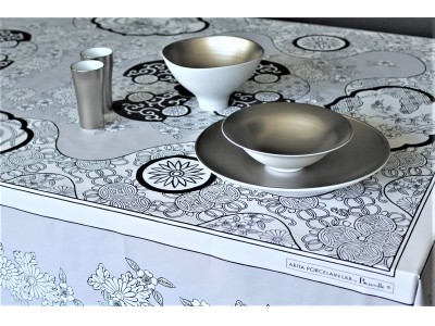 ARITA PORCELAIN LAB×ボーヴィレ 有田焼伝統柄のオリジナルテーブルクロス 発売