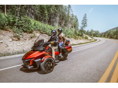 BRPジャパンが３輪モーターサイクル「新型Can-Am Spyder RT」を発売