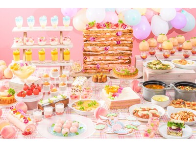 【神戸北野ホテル】夏桃の贅沢スイーツブッフェ「桃のミル・ミルフィーユ」が初登場！「まるごと桃」がパフェにバージョンアップ