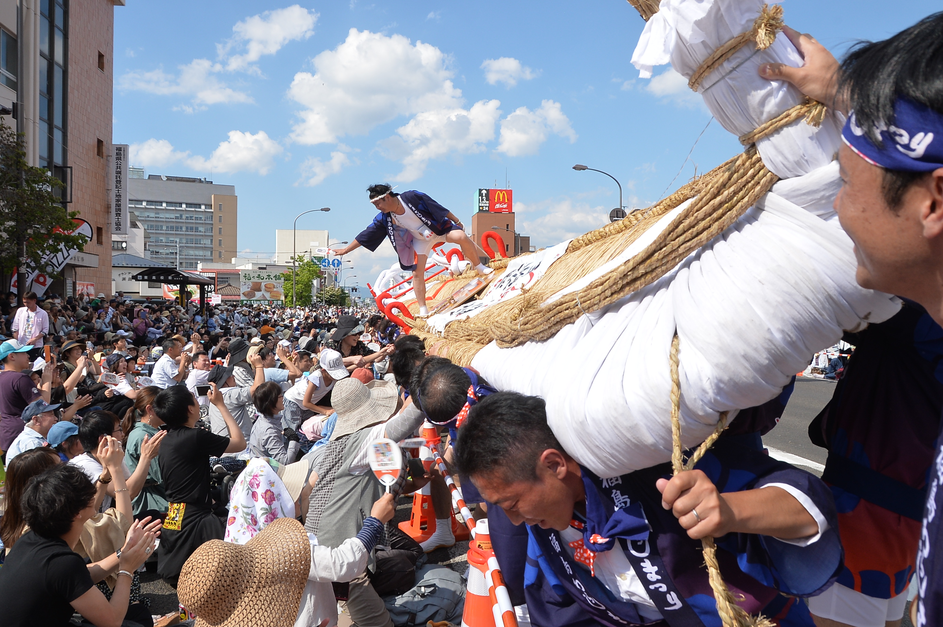 福島の日本一の大わらじが愛知・豊橋にやってくる！