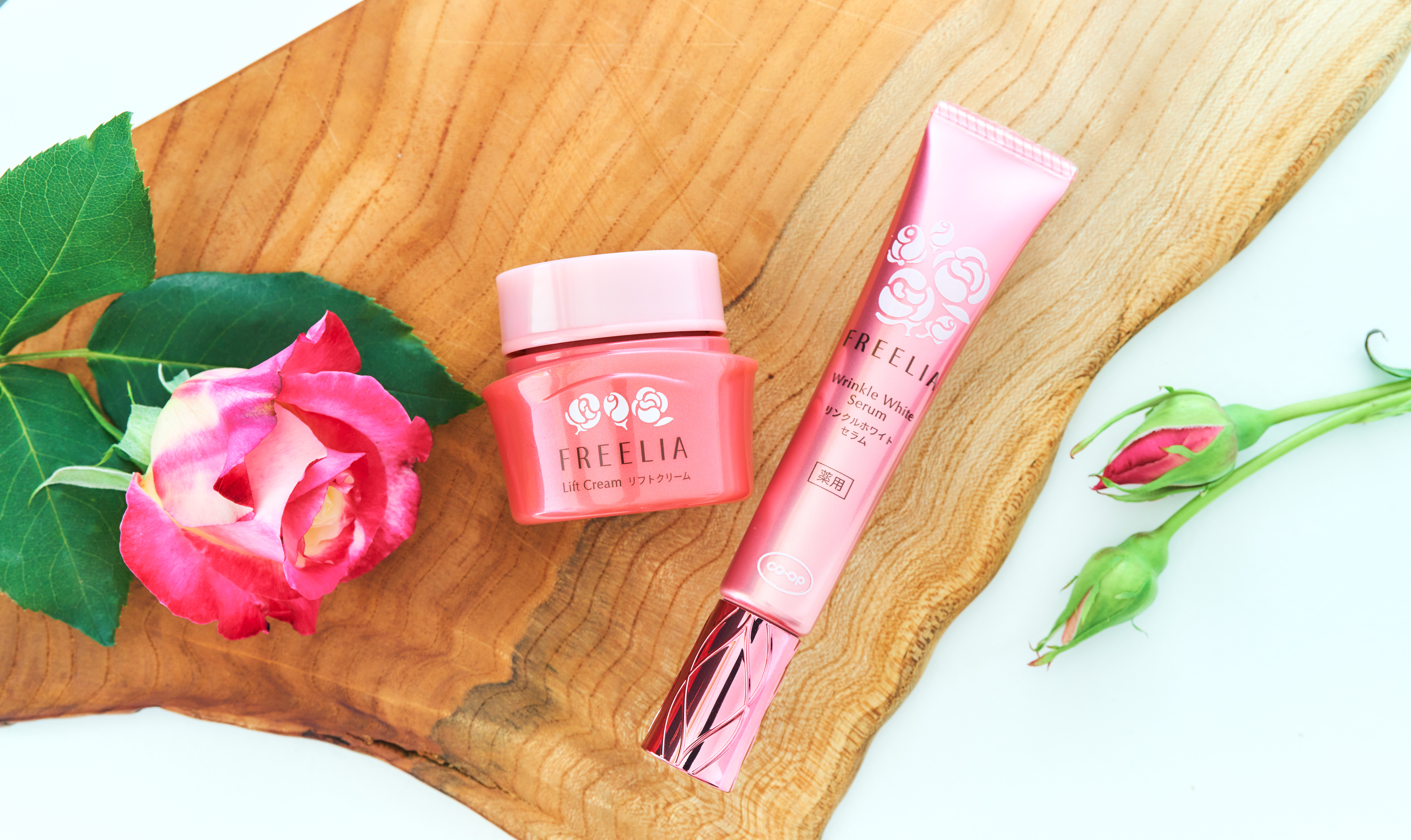 国産生バラから生まれた薬用美容液とクリームを発売