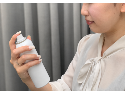 シートマスクのような「パック後感」を与えることができるミスト状水中油型化粧料の処方を特許登録