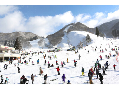 【日本初の人工造雪機】１基導入へ！「人工降雪機」も５基新設「全３５基」で雪造り！今季の冬に向けて地球温暖化対策を整えキャッシュレス化を推進する「グランスノー奥伊吹」は「１２月１６日」(土) オープン！