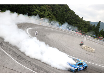【世界レベル】のドリフトバトル!!「D1グランプリ 2025 開幕戦 Rd.1&2」の「2025 OKU...