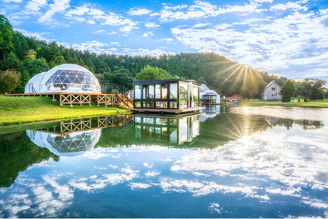 「西日本絶景4選」のグランピングリゾート「グランエレメント」！これまでの10万人のご宿泊に感謝を込めて「10年目記念イベント」を開催！2026年は3月20日営業開始、12月20日からWeb予約開始！