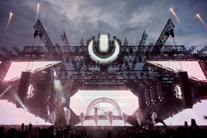 今年で10周年を迎える「ULTRA JAPAN 2025」開催　MARTIN GARRIXが圧巻のステージを披露！お台場を熱狂の渦に巻き込んだ1日目をいち早くレポート