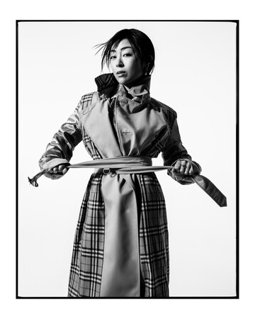【BURBERRY】バーバリー、グローバルキャンペーン「The Trench, Portraits of an Icon」を発表