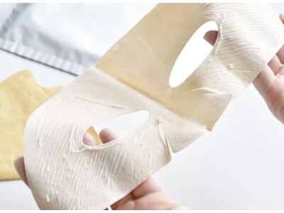 ━「塗る」時代はもう終わり？“塗らない”新常識『貼るコスメ・着るコスメ』が出展