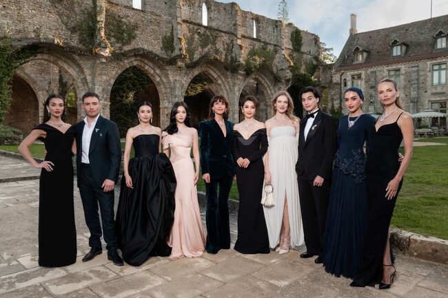 ショーメ新作ハイジュエリーコレクション「ジャーニー スルー ネイチャー」発表