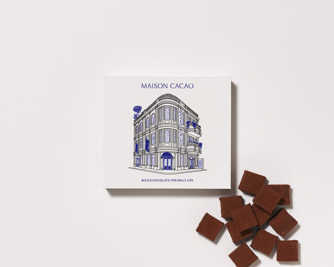 11月21日オープンの【メゾンカカオ鎌倉本店】2階は「ブランドの原点に出会う」メインフロア。100を超える生チョコレートの世界と、本店限定の新シグネチャーが誕生。