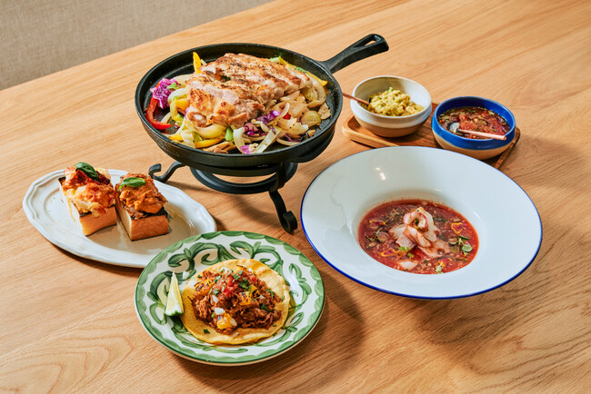 日が沈むと、鎌倉本店の最上階に新たなメゾンが誕生。メキシカン・フレンチレストラン「PIASTRE（ピアストル）」11月21日 17:00幕をあけます。