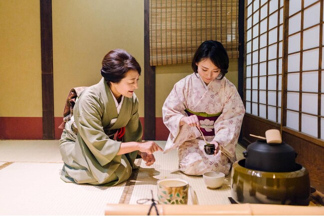 着物を纏い、茶の湯に浸る。京都・夢館五条店で“和の心”を五感で体感する新茶道体験プラン誕生