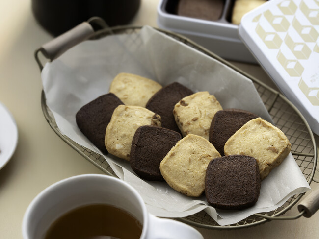 成城石井初となる、自家製クッキーを詰め合わせたクッキー缶を数量限定・店舗限定で12月1日(月)・18日(木)に発売！