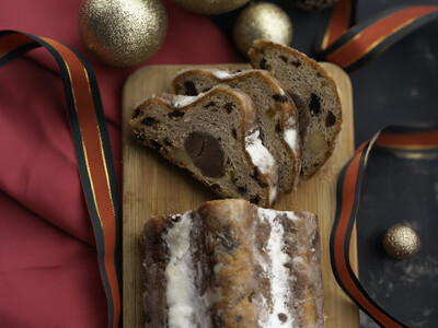 クリスマスシーズン到来！「成城石井自家製 4種ベリーのマカダミアシュトーレン」を新発売！