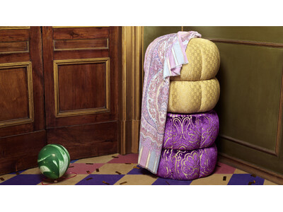 【エトロ】ホリデーシーズンを彩るクリスマスショールが登場