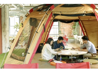 オフィス家具とアウトドアを融合させた“働き方改革”の新提案「OFFICE CAMPERS」の法人提供を開始