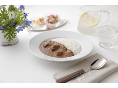 nakato「麻布十番シリーズ」から『北海道産かみふらの地養豚のカレー』『国産鶏肉桜姫の春色ストロガノフ』を新発売