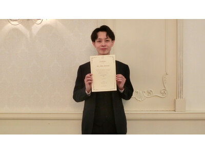 フランス料理店 ドミニク・ブシェ トーキョー　Chef de rang（シェフ ド ラン） 安田 俊がソ...
