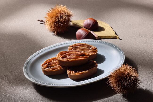 世界一のフィナンシェ※1を販売するアンリ・シャルパンティエから、毎年人気の秋限定フィナンシェ「焼き栗モンブラン」が今年も発売!