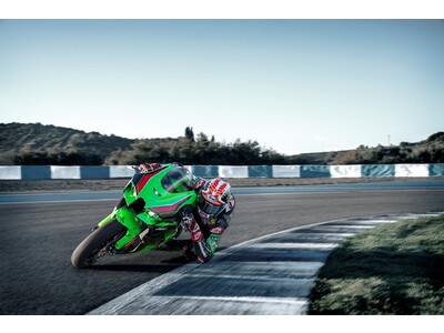 カワサキから「Ninja ZX-10R KRT EDITION」NEWカラー＆グラフィックが登場 