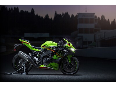 カワサキから「Ninja ZX-4R SE」「Ninja ZX-4RR KRT EDITION」新発売！