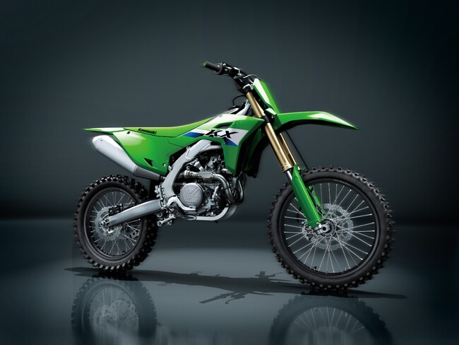 カワサキから新型「KX450F」「KX450FX」が登場 ― 勝利を追求したフラッグシップモデルを2026年秋頃に新発売