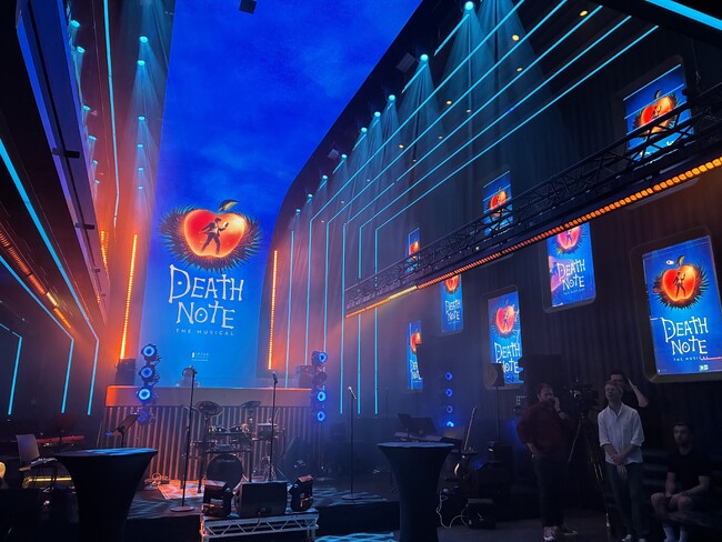 ���ĊJ���wDEATH NOTE: The Musical�x�����h���������씭�\�J�ÁI�y�z���v���A�g���t�@���K�[�E�V�A�^�[�E�v���_�N�V�����Y�����v���f���[�X�z
